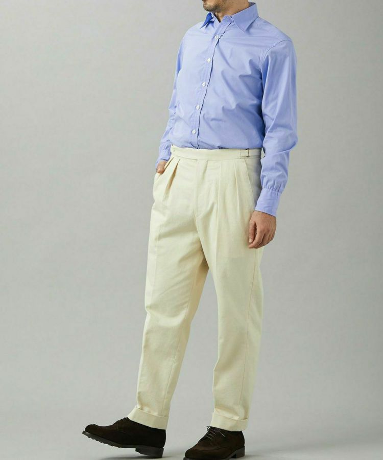 【メンズ】BRITISH MADE オフィサーシャツ プリマス ストライプ M デザインのベースは60年代の英国軍オフィサーシャツ。にかもと瞳
