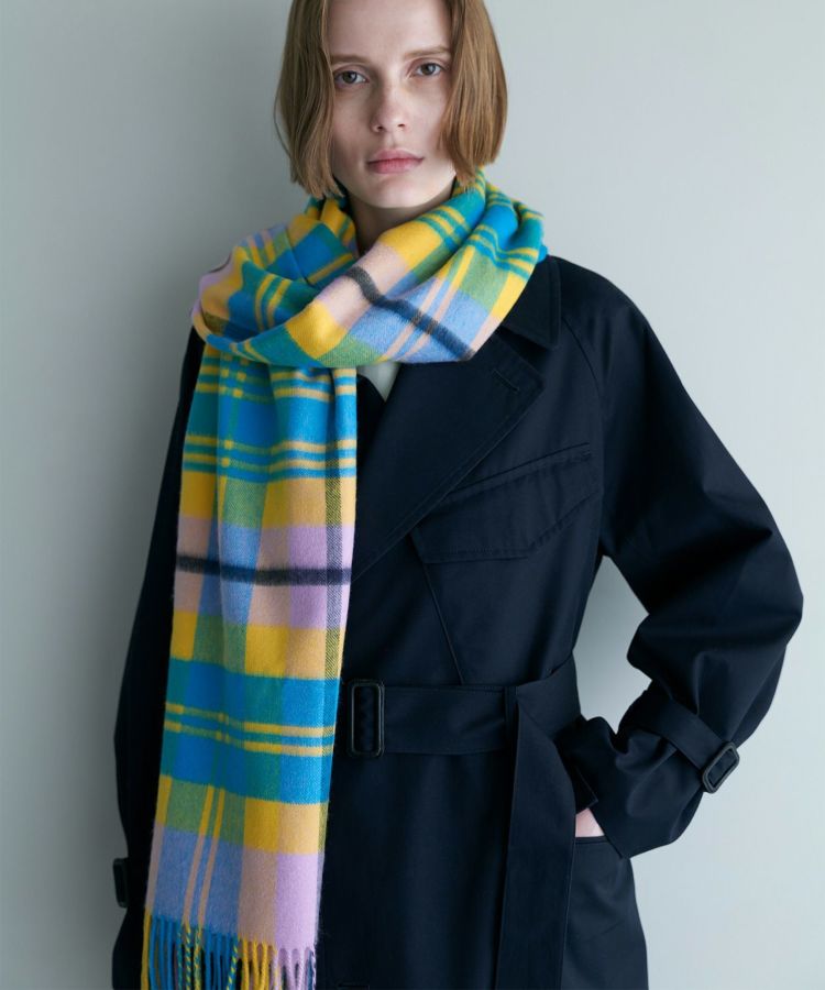 ジョンストンズ グリーンレーベル別注 大判チェックストール カシミヤ SHIPS別注】JOHNSTONS:カシミヤチェックストール｜ SHIPS 公式サイト